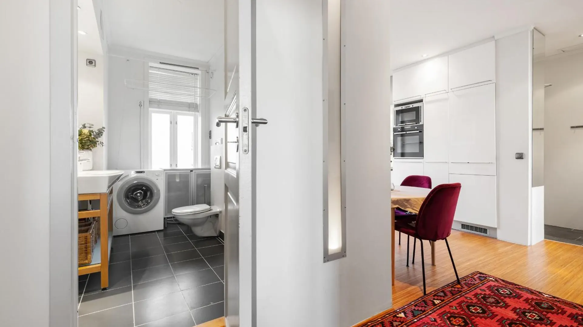 Sentral Og Stilfull Leilighet Bergen Apartment